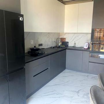 Пилипа Орлика вул., (Будинок 3)