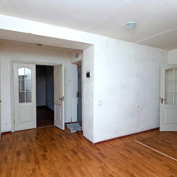 Олександра Бідного вул., 1