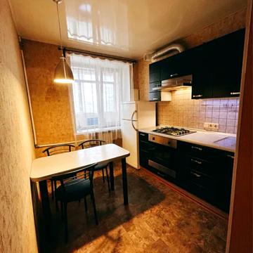 Дмитра Донцова вул. (Дмитра Донського), 4