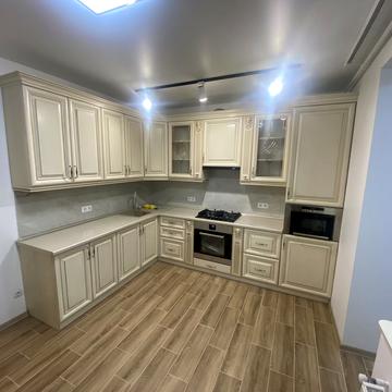 Нижня Берегова вул., 2/2в