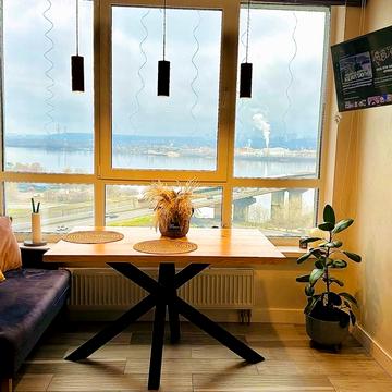 Зарічна вул., 1-В