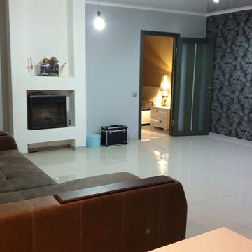 Зарічанська вул., 52