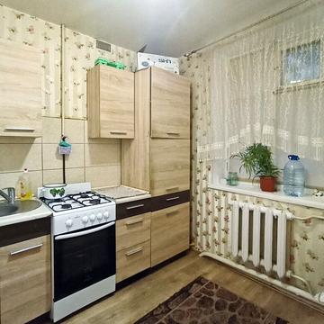 Камянецька вул., 56