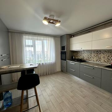 Свободи вул., 14/1