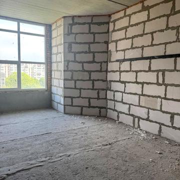 Подільська вул., 58