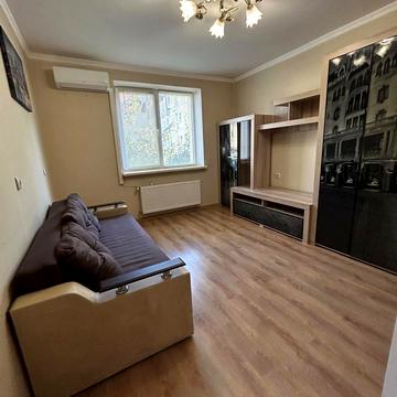 Дорошенко вул., 15