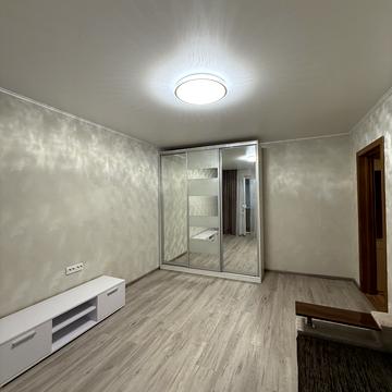 Тернопільська вул., 30