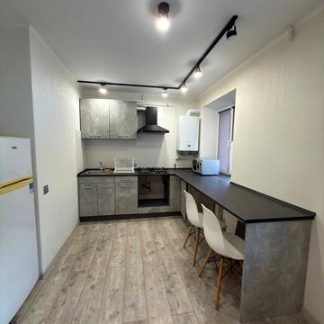 Лесі Українки просп. (Пушкіна), 61