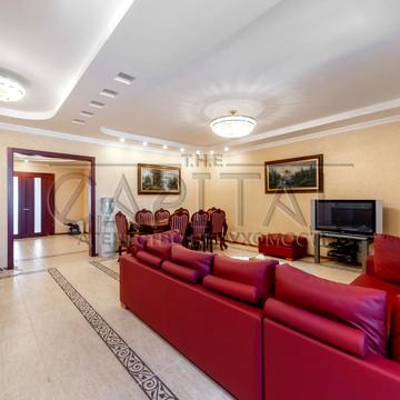 Євгена Коновальця вул. (Щорса), 36-Б