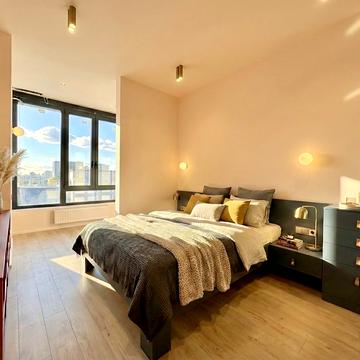 Ґарета Джонса вул. (Сімї Хохлових), 12