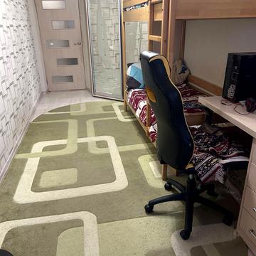 Молодіжна вул., 5