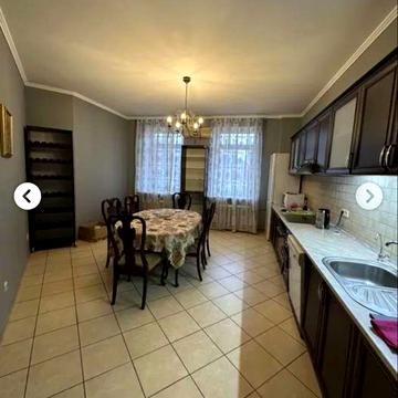 Панаса Мирного вул., 16/13