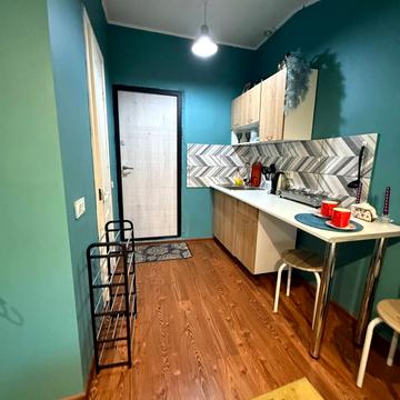 Яворницького вул. (Комсомольський), 24