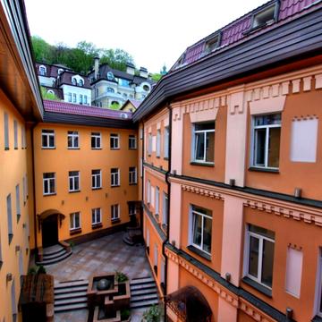 Ігорівська вул., 1/8