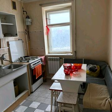 Околична вул., 18