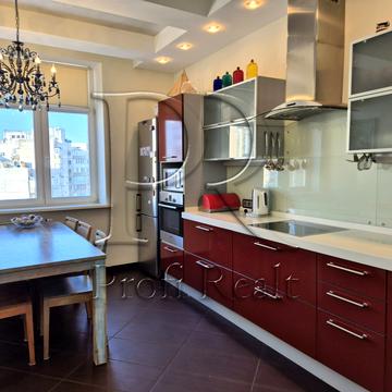 Володимира Івасюка просп. (Героїв Сталінграду), 26-А