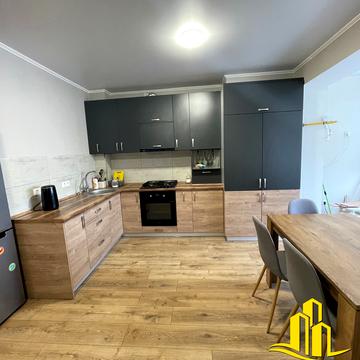 Академіка Шалімова вул., 70