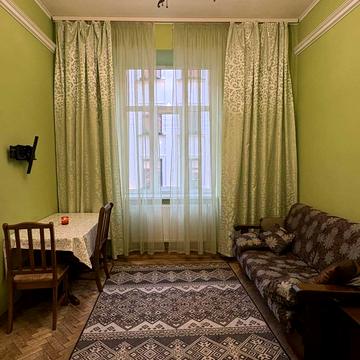 Сербська вул., 11