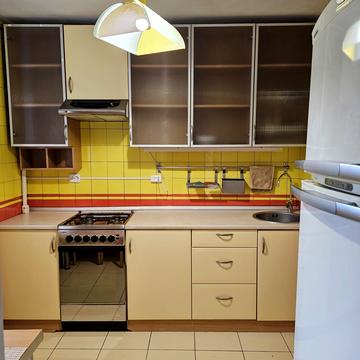 Науки просп. (Гагаріна), 98