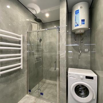 Лялі Ратушної вул., 113