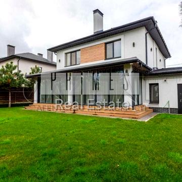 Петропавлівська вул.