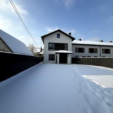 Ольги Кобилянської вул. (Достоєвського), 2