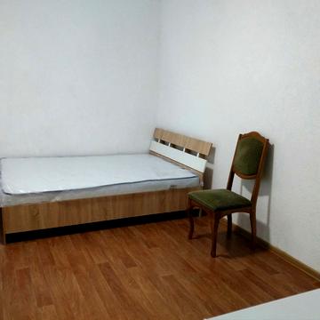 Вереснева вул., 5