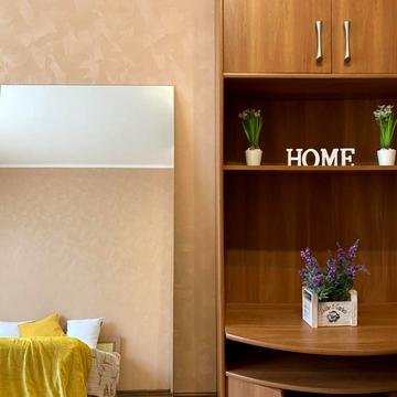 Бориса Гмирі вул., 12-Б