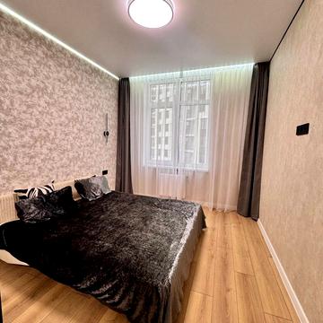 Краснова вул., 1-Б