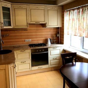 Борщагівська вул., 46/1