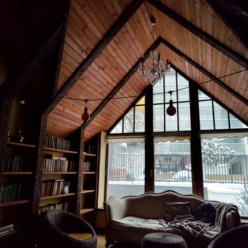 Дівоча вул. (Демченка), 3