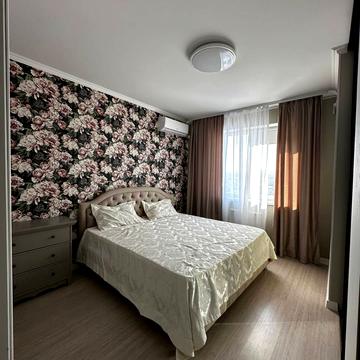 Софіївська вул., 5б