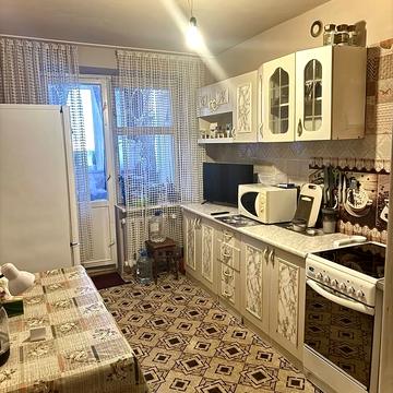 Червоної Калини просп., 49