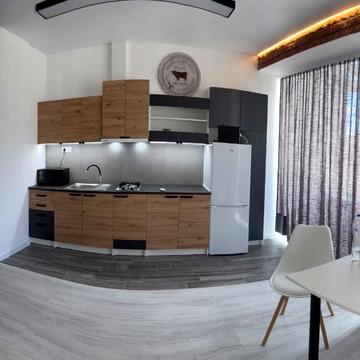 Олексія Вадатурського вул. (Маршала Малиновського), 53-А