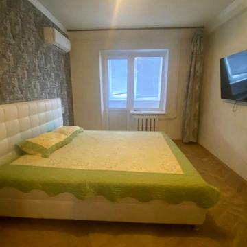 Братиславська вул., 42-А