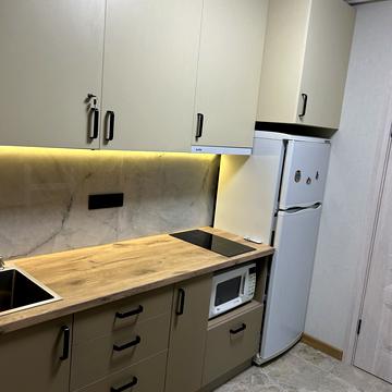 Кандаурова вул., 27