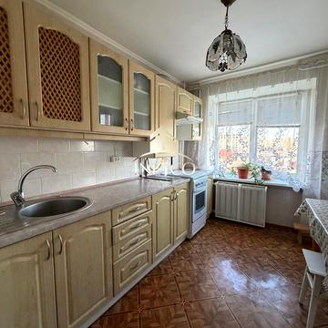 Вячеслава Чорновола вул. (Енгельса), 241/1