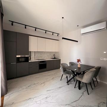 Словянська набережна вул., 21