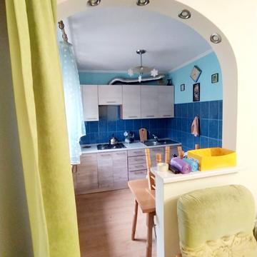 Варненська вул., 2/2