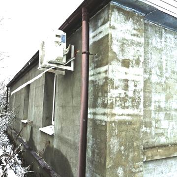 Бережна вул.