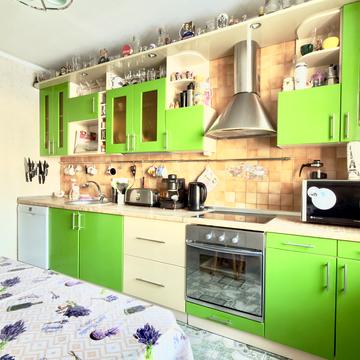 Миколи Бажана просп., 26