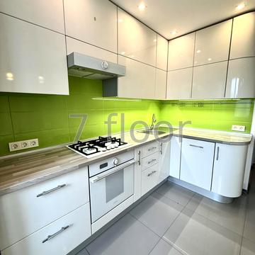 Героїв Дніпра вул., 36-Б