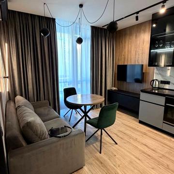 Предславинська вул., 44