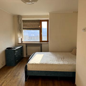 Валерія Лобановського просп., 128