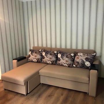 Миколи Василенка вул., 25