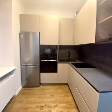 Шептицьких вул., 14