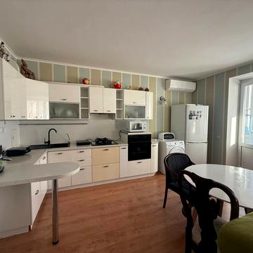 Петра Григоренка просп., 15