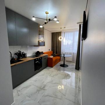 Вячеслава Чорновола просп. (), 77