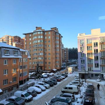 Літературна вул. (Чехова), 11