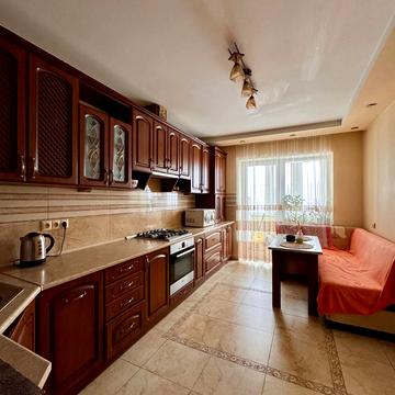 Наукова вул., 2в